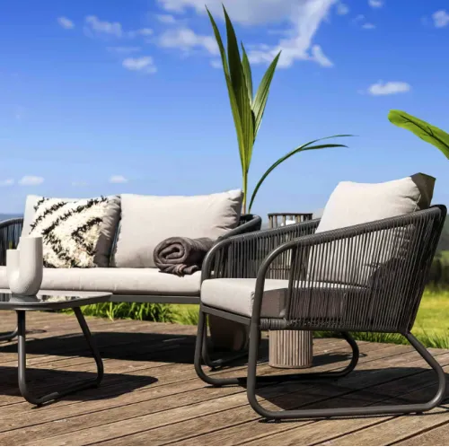 Мягкие подушки в комплекте Мягкие подушки в комплекте