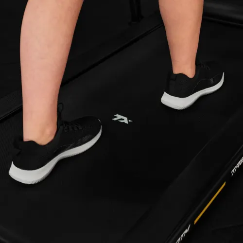 Комфорт в каждом шаге: пространство, амортизация, тишина Комфорт в каждом шаге: пространство, амортизация, тишина