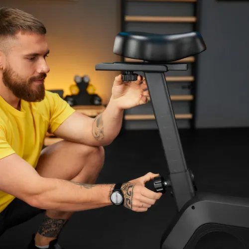 Комфортне сидіння з широкими можливостями регулювання