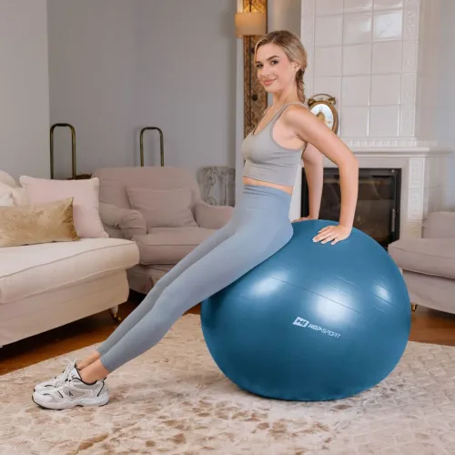 Один мяч - много полезных упражнений