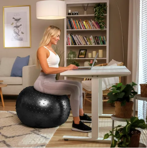 Переваги від занять з фітболом Hop-Sport 65см